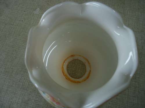 VINTAGE PRETTY  WHITE GLASS LAMP SHADE WITH COLOUR FLOWER DESIGN AND BEIGE RUFFLED EDGE