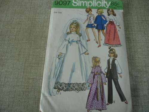 SIMPLICITY PATTERNS 9097  FASHION 11 1/2" DOLLS LIKE BARBIE - FASHION WARDROBE- COMPLETE