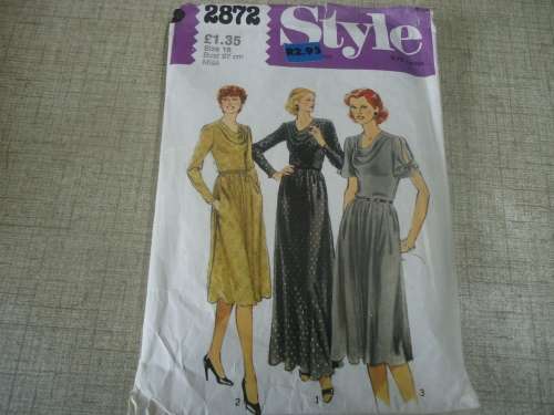 STYLE PATTERNS 2872 DRESS SIZE  16 BUST 97 CM - COMPLETE