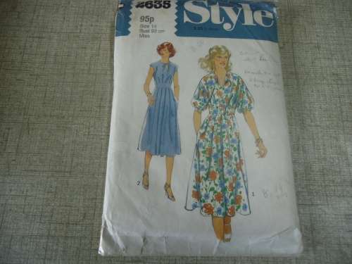 STYLE PATTERNS 2635 DRESS  SIZE14 BUST 92CM  -COMPLETE