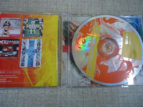 POP:  2 discs - HOT SUMMER MIX : 2009  -  VARIOUS ARTISTS  -  DOUBLE CD