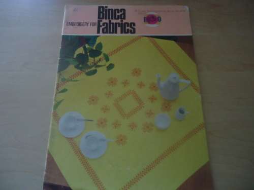 COATS BOOK NO 976 - BINCA FABRICS  -28  PAGES A5 SIZE