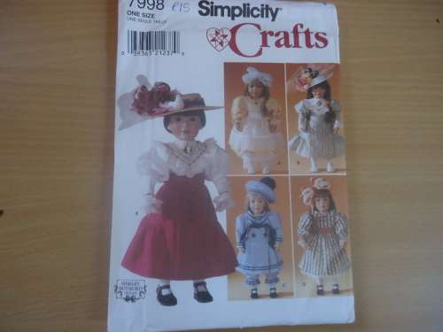 SIMPLICITY CRAFTS PATTERNS  7998 18" OR 45.5 cm DOLLS CLOTHES - COMPLETE & UNCUT