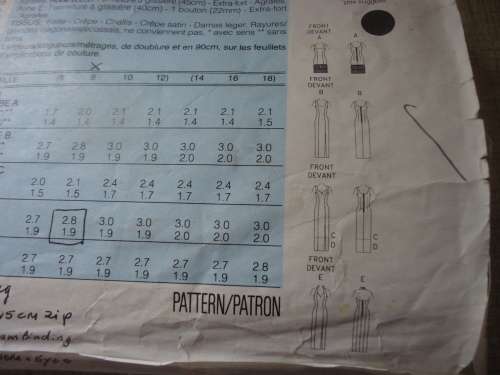 BUTTERICK PATTERN  6748 STUNNING EVENING DRESSES  SIZES 6 + 8 + 10 + 12- COMPLETE