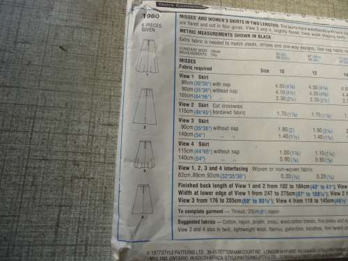 STYLE PATTERNS 1980- SKIRTS IN 2 LENGTHS  SIZES 16 WAIST 76 CM/30" -SEE DESCRIPTION