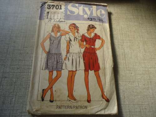 STYLE PATTERNS 3701- PULLOVER DRESS SIZES 8 + 10 + 12 + 14 - SEE DESCRIPTION