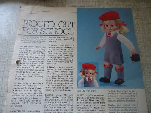 LIVING & LOVING JUNE 1978 - RIGGED OUT FOR SCHOOL - TUNIC, SOCKS, TIE, BERET & SHIRT - 43 CM DOLL