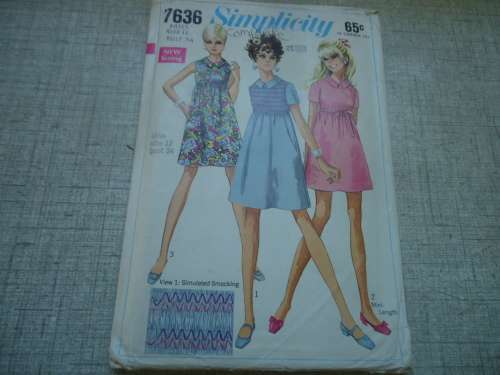 SIMPLICITY PATTERNS 7636 DRESS WITH EMPIRE WAISTLINE  SIZE 12 BUST 34" COMPLETE