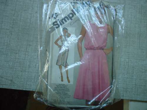 SIMPLICITY PATTERNS 9897 SHIRT DRESS   SIZE  14 COMPLETE
