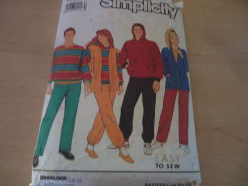 SIMPLICITY PATTERNS 9788 TRACKSUIT & CASUAL WEAR SIZE 1A = XXS - XL (28 - 48 CHEST/BUST COMPLETE
