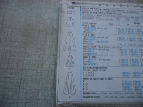 SIMPLICITY PATTERNS 7309 SKIRTS SIZE 18 + 20 WAIST 81 & 87 CM  COMPLETE