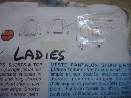 BUTTERICK PATTERN 4118 LADIES TRACKSUIT + SHORTS  SIZE L - XL (16 - 22) COMPLETE