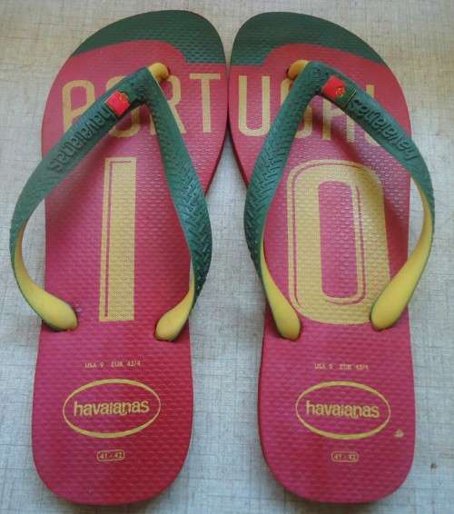 HAVAIANAS ORIGINAL- 1989 - WORLD CUP PORTUGAL NO 10 SIZE - EUROPE SIZE 43/4 - WORN ONCE