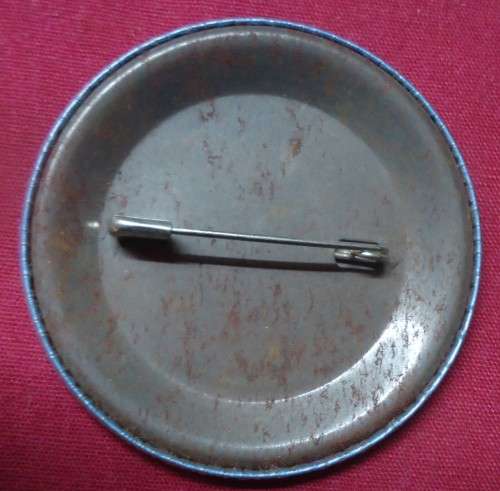 LOUIS LUYT -  FA POLITICAL PARTY ROUND BADGE WITH SAFETY PIN BACK