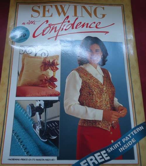 SEWING WITH CONFIDENCE FILE - SEE PICTURES FOR DETAILS