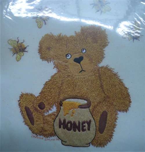 EMBROIDERY KIT HONEY BEAR - Fabric Size 39 cm x 39 cm + BROWN THREAD by ROSEWORKS EMBROIDERY DESIGNS