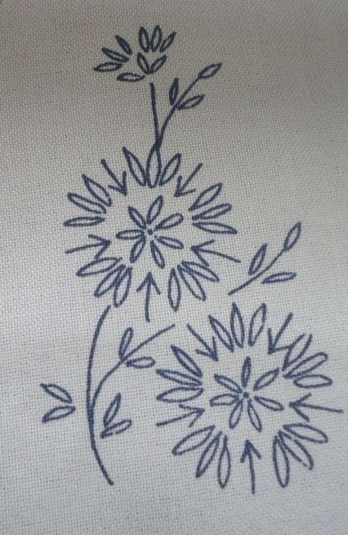 UNUSED OVAL TRAY MAT WITH LACE EDGE - READY TO BE EMBROIDERED - 42 CM LENGTH