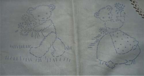 TEDDY BEAR OVAL TRACY CLOTH & 2 ROUND DOILIES -READY TO BE EMBROIDERED! - 43 CM L X 30 CM