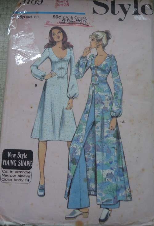 STYLE PATTERNS 3109  DRESS OR COAT DRESS SIZE 14 BUST 36" COMPLETE & UNCUT