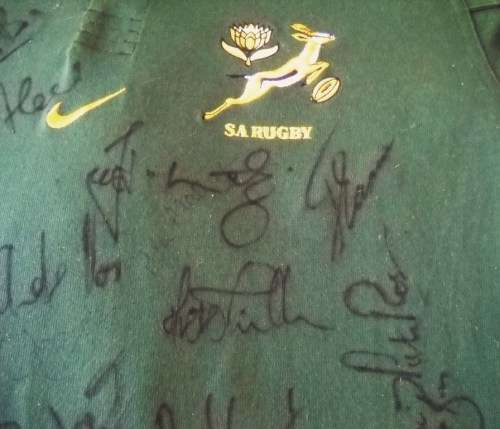FRAMED 1999 SPRINGBOK WORLD CUP RUGBY JERSEY WITH 23 ORIGINAL SIGNATURES