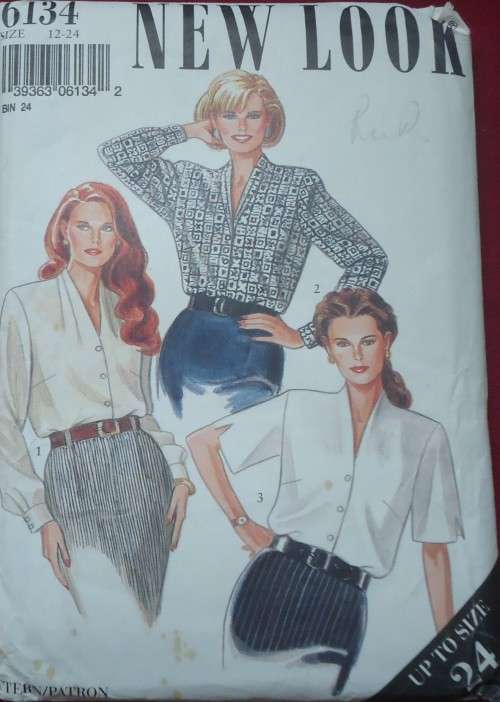 NEW LOOK PATTERNS 6134-ROLLED V NECK BLOUSE SEVEN  SIZES IN ONE 12 - 24- LARGE SIZES COMPLETE