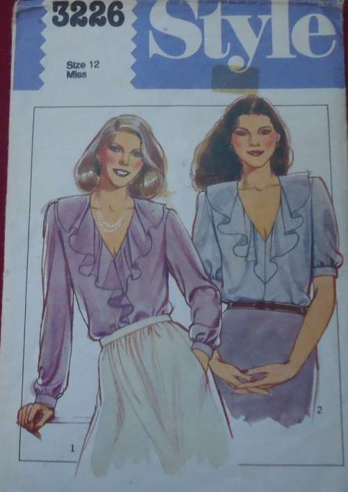 STYLE PATTERN 3226 FRILLY BLOUSE SIZE 12 BUST 34"COMPLETE