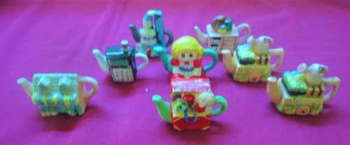 RED ROSE (CANADA) TEA MINIATURE TEAPOTS - EIGHT ASSORTED