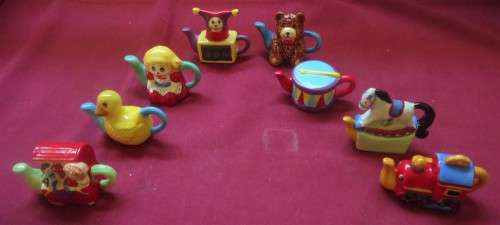 RED ROSE (CANADA) TEA MINIATURE TEAPOTS- TOY CHEST SERIES 1990'S  - COMPLETE SET OF 8 SEALED IN PKS