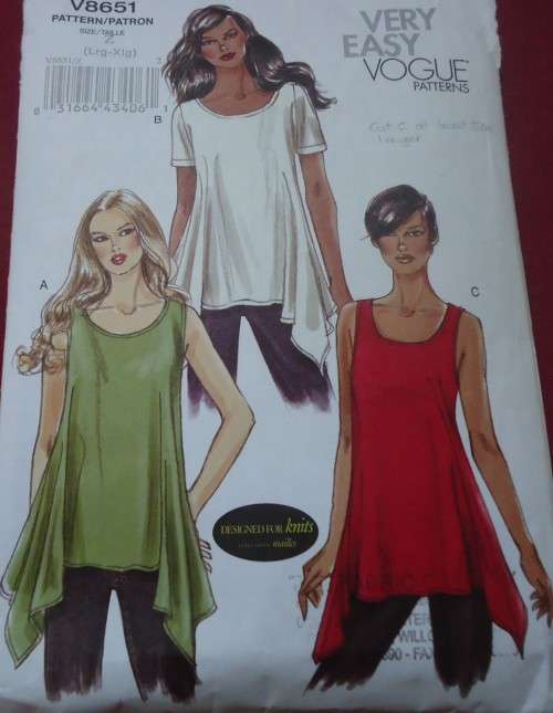VERY EASY VOGUE PATTERN V8651 HANDKERCHIEF TOP SIZE LARGE + XLARGE (16-22) COMPLETE