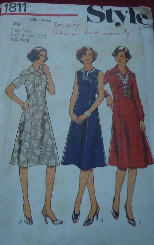 STYLE PATTERNS 1811-FLARED DRESS--HIGH LINE BODICE DETAIL SIZE 14 1/2 BUST 94 CM/37"  COMPLETE