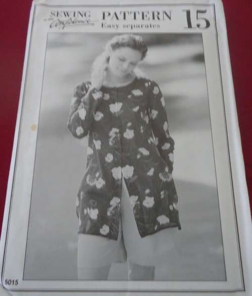 SEWING WITH CONFIDENCE PATTERN 15 - EASY SEPARATES - SIZES -8 - 18  COMPLETE & UNCUT