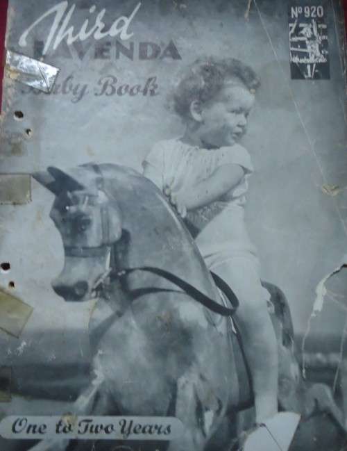 THIRD LAVENDA BABY`S KNITTING BOOK # 920   TO FIT BABIES 1- 2 YEARS  - 38  PAGES