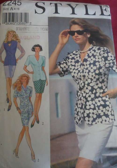 STYLE PATTERNS 2245 FITTED PANELED JACKETS  SIZE A = 8 - 18 SEE LISTING