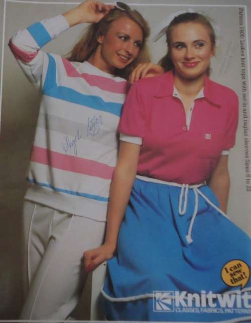KNITWIT PATTERNS 1400 "LADIES KNIT TOPS WITH SET-IN & RAGLAN SLEEVES" SIZES 6 - 22