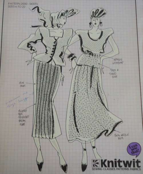 KNITWIT PATTERN 2000 LADIES SKIRTS SIZES 6 - 22  COMPLETE