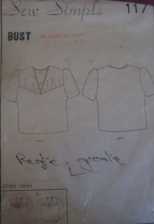 SEW SIMPLE PATTERNS #117 V-NECK TOP SIZES 38" or 97 cm COMPLETE