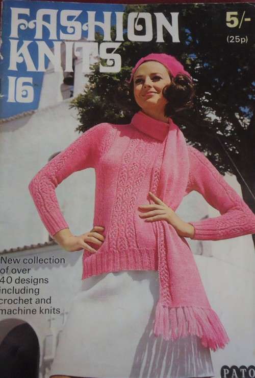 PATONS #16 FASHION KNITS - NEW COLLECTION OF OVER 40 DESIGNS INCLUDING CROCHET & MACHINE KNITS-68 PG