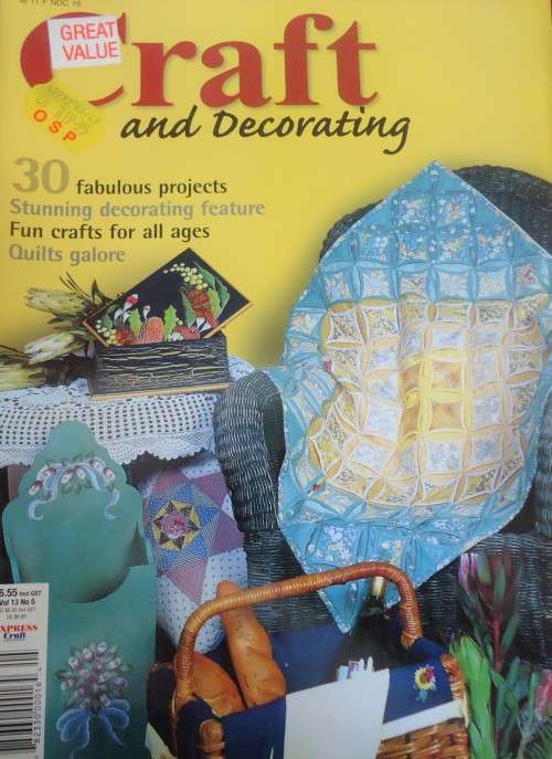 CRAFT & DECORATING -  MAGAZINE - AUS VOLUME 13 NO 5-  116 A4 PAGES OF PATTERNS WITH PULLOUT SECTION