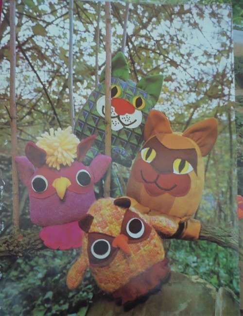 CREATIVE SOFT TOY MAKING BY PAMELA PEAKE - 136 A4 PAGES HARDCOVER  - SEE PICTURES