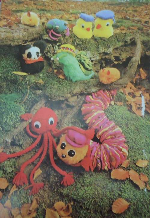 CREATIVE SOFT TOY MAKING BY PAMELA PEAKE - 136 A4 PAGES HARDCOVER  - SEE PICTURES