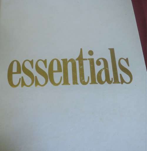 ESSENTIALS FILE WITH A SELECTION OF PATTERNS - CLEAN 3 RING BINDER