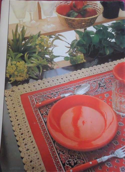 CROCHET MONTHLY # 57 - 32 PAGES A4 SIZE