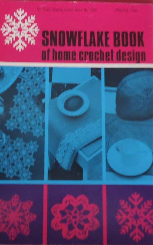 COATS SNOWFLAKE BOOK OF HOME CROCHET DESIGN BOOK -32 PAGES A5 SIZE BOOKLET