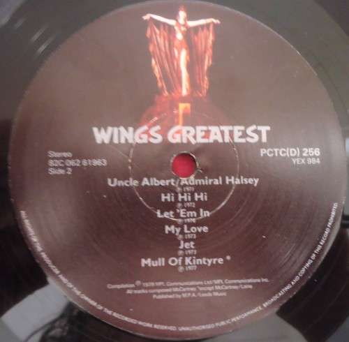 WINGS GREATEST - 1973 EMI VINYL LP - PCTC (D) 256 WITH INNER SLEEVE