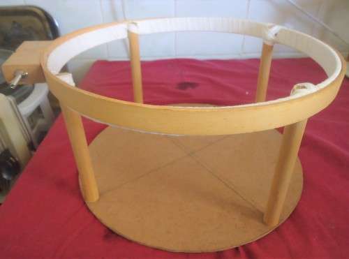 12" / 32 CM LOOM WITH STANDING WHITE BINDING FRAME  & EXPANDER WITH SCREW