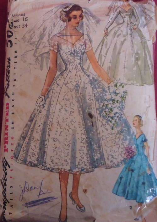 VERY VINTAGE SIMPLICITY PATTERNS 1461 BRIDAL DRESS SIZE 16 BUST 34" NO SEWING INST
