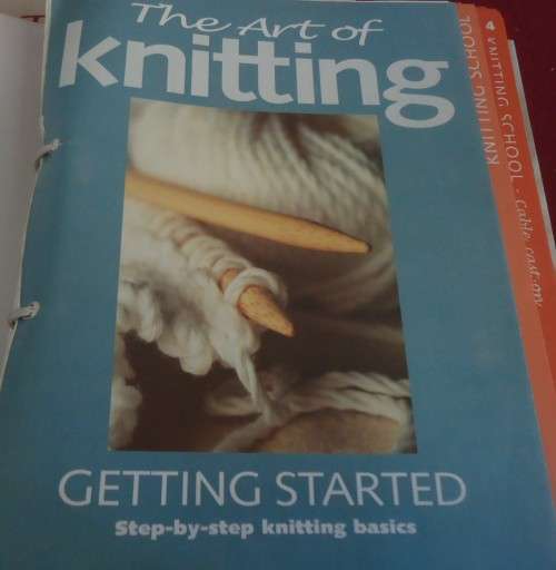 THE ART OF KNITTING -  5 LEVER ARCH FILES FULL (THE COMPLETE SET) OF KNOWLEDGE WITH EXTRA PATTERNS