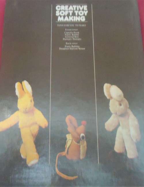 CREATIVE SOFT TOY MAKING BY PAMELA PEAKE - 136 A4 PAGES HARDCOVER  - SEE PICTURES