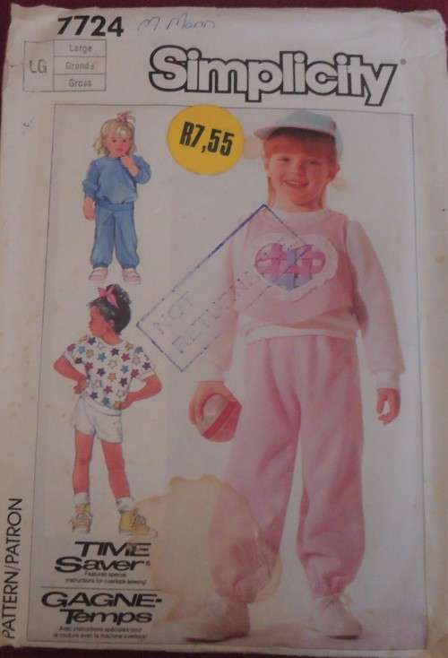 SIMPLICITY 7724 CHILD TOP-VEST-PULL ON PANTS/SHORTS  SIZE LARGE = 5-6 YEARS COMPLETE-