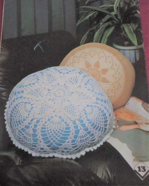 CROCHET MONTHLY NUMBER 10 -32 A4 PAGES